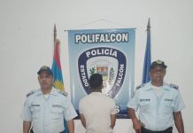 Gritó y golpeó una mujer en la vía pública en Puerto Cumarebo