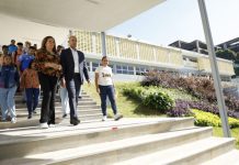 Rodríguez pide facilitar ingreso de estudiantes que regresan al país a las aulas