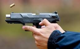 Le dispararon a barbero en la pierna en el municipio Federación