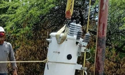 Los Olivos, Maruaima y El Román recibieron transformadores tras 14 meses sin energía eléctrica