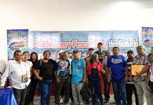 Pescadores artesanales apoyan la suspensión de la pesca industrial