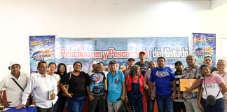 Pescadores artesanales apoyan la suspensión de la pesca industrial