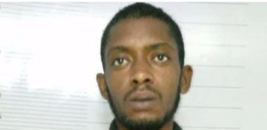 Detenido hombre por femicidio contra su hija de tres años en Cumarebo