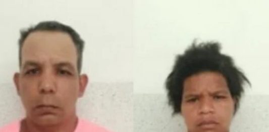 Madre y padrastro detenidos por abuso a sexual a cuatro menores de edad