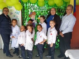 Estudiante demuestran talento en encuentro de Genios Creativos