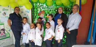 Estudiante demuestran talento en encuentro de Genios Creativos