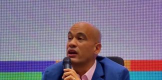 Ministro de Educación busca fortalecer las direcciones de las escuelas