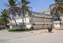 Lesionada pareja durante deslizamiento de moto en Tucacas