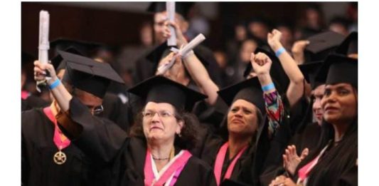 Universidad del magisterio aspira formar 300 mil maestros