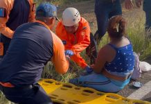 Así quedaron ellos tras caer de la moto en Coro