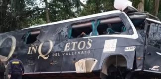 Bus de Los Inquietos del Vallenato protagonizó accidente