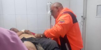 Un PNB y un GNB lesionados en deslizamiento de moto