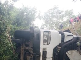 Vuelco de gandola dejó un muerto en la Lara -Zulia
