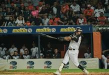 Águilas le complica la vida a Tigres