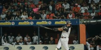 Águilas le complica la vida a Tigres