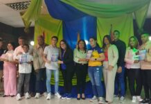 Condecorados atletas en Los Taques