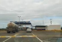 Cuatro trabajadores de Hidrofalcón sufrieron un vuelco en la Coro-Punto Fijo