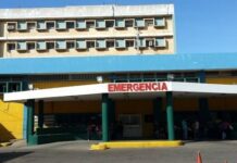 Dos niños y un adulto lesionados en deslizamiento de moto