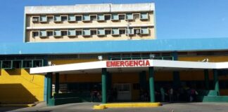 Dos niños y un adulto lesionados en deslizamiento de moto