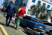 Adulto mayor sufre lesiones en colisión