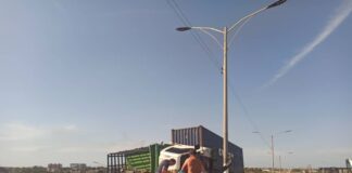 Colisión de vehículos dejó dos lesionados en el elevado del Calles Sierra