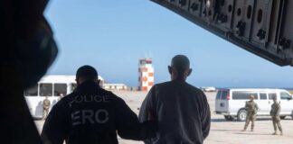 Envían segundo vuelo a Guantánamo con 13 venezolanos