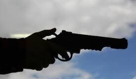 Le disparan a pescador en Las Piedras