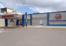 Colisión entre moto y carro dejó un lesionado en Punto Fijo