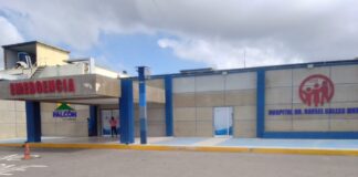 Colisión entre moto y carro dejó un lesionado en Punto Fijo