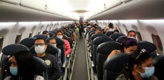 Llegaron 242 repatriados provenientes de Estados Unidos