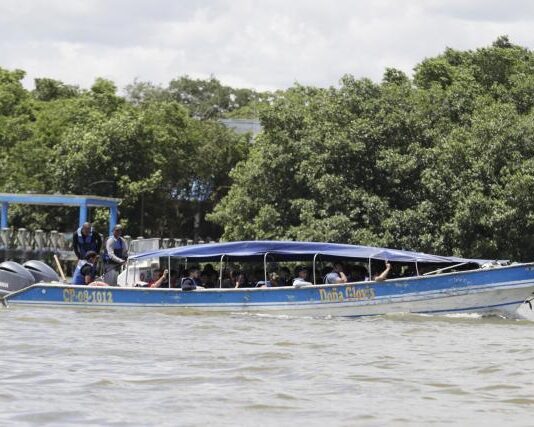 Niña venezolana falleció en naufragio de lancha en Panamá