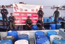 Incautan bote con 3.960 litros de gasolina