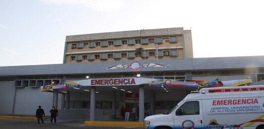 Hombre se cayó de una pared de dos metros de altura en Coro