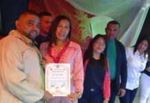 Durante sesión solemne exaltan labor docente en Los Taques