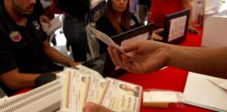 Unidades móviles del Saime llegan a siete estados del país