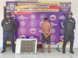 Agarran al «Darwin» dentro del solar de una empresa en Nuevo Pueblo