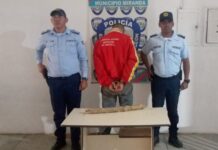 Agredió con golpes de puños a una mujer en Curazaito