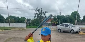 Zulharry Tremont sigue ganando experiencia como uno de los mejores peloteros infantiles de Falcón y Venezuela