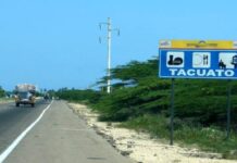 Vuelco de camioneta dejó dos lesionados en Tacuato