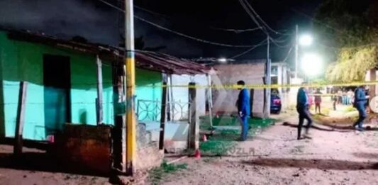 Asesinada mujer a machetazos y martillazos por su pareja