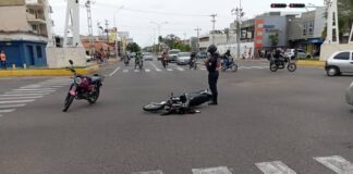 Esto le sucedió a un motorizado la mañana de hoy