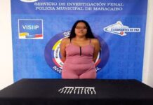 Mujer llevaba 29 envoltorios de marihuana en sus senos