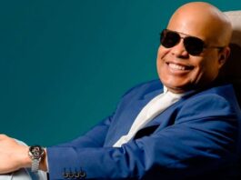 Rescatan con vida a Rubby Pérez tras colapso de techo en discoteca