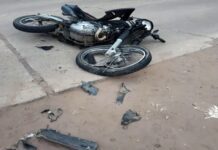 Tres jovenes muertos en choque de motos