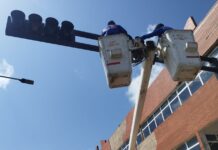 Alcaldía de Carirubana recupera semáforo de la avenida Coro