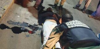 Colisión entre moto y camión de Imaseo dejó un lesionado en el centro de Punto Fijo