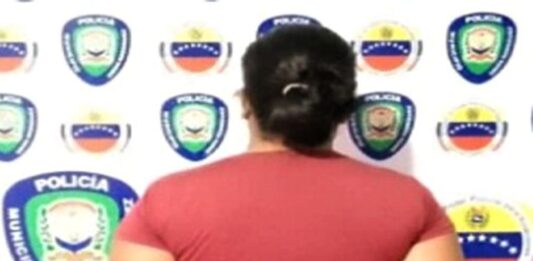 Le cayó a palos a su hijo de 8 años