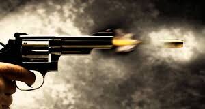 Los buscaron en su casa en Los Taques para dispararle