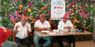 Transportistas realizan mesas de trabajo para mejorar su condiciones laborales
