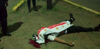 Muere motorizado al chocar contra un poste en Coro